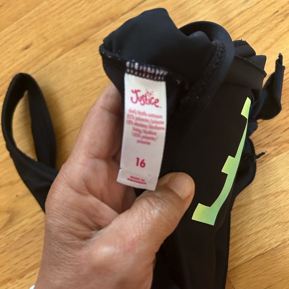 Bathing suit - Picture 4 of 4